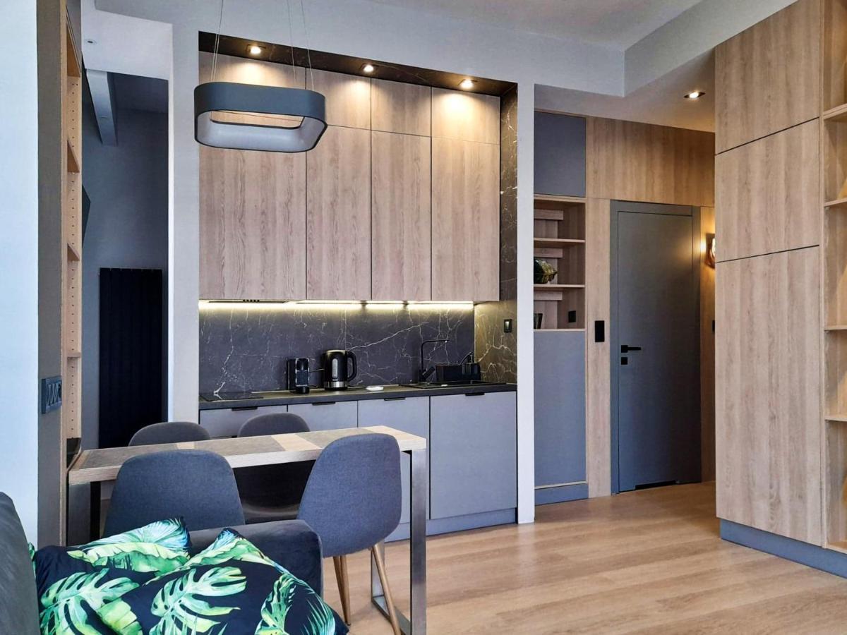 4Uapart-Apartment Suite Platan Tower Paradiso Świnoujście Exteriör bild